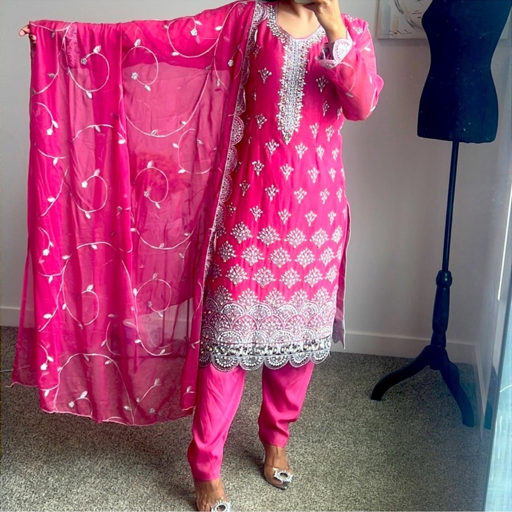 Elegant Embroidered Gray Suit with Shawl 3 color available